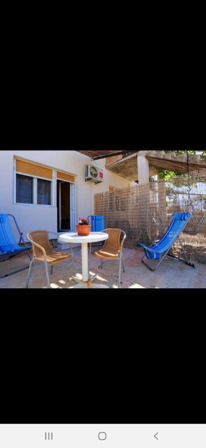 Basil Apartments And Rooms Betina  Exterior photo