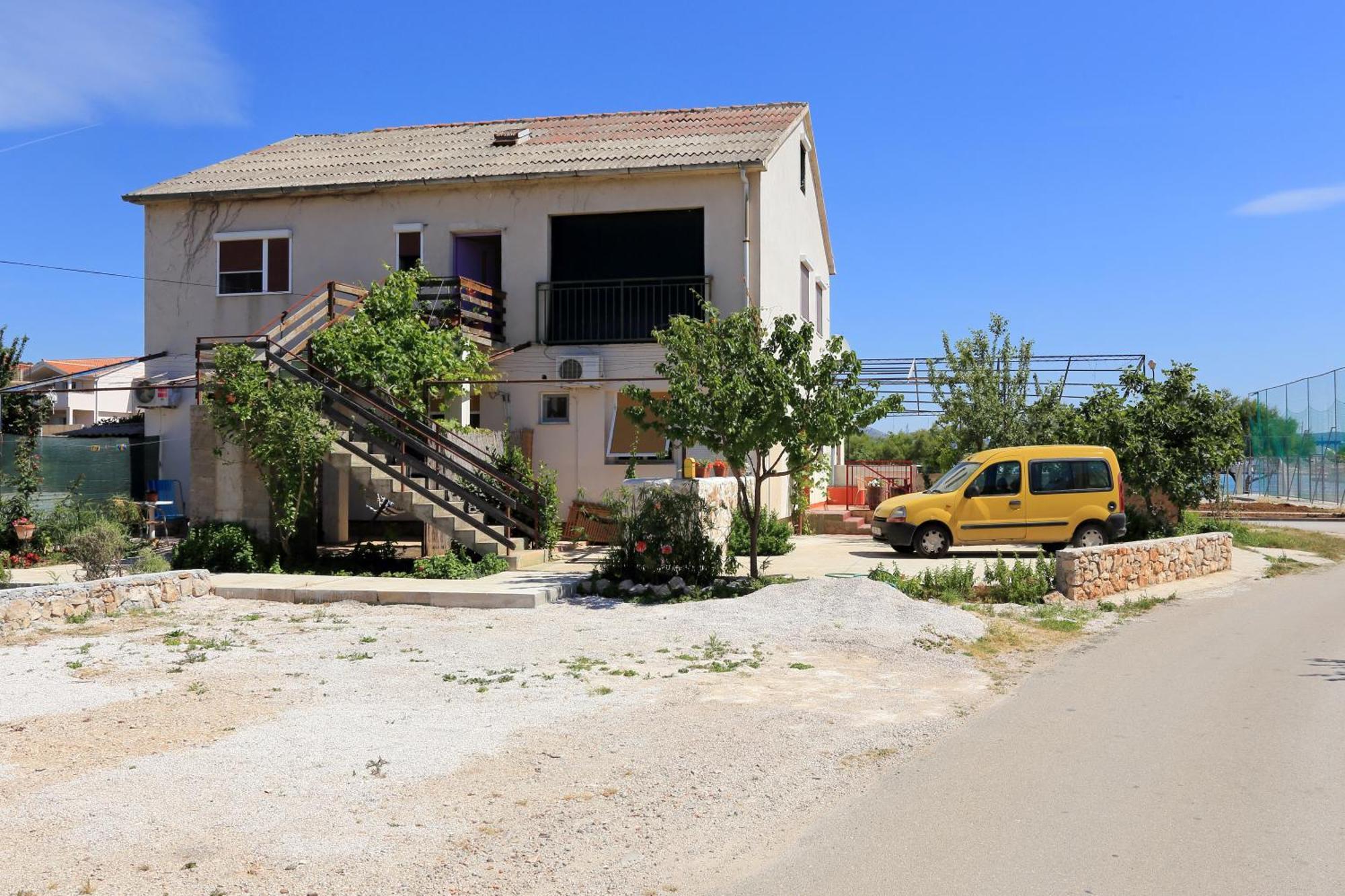 Basil Apartments And Rooms Betina  Exterior photo